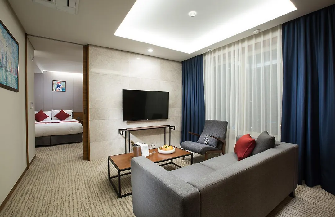 Ramada By Wyndham Jeonju-1